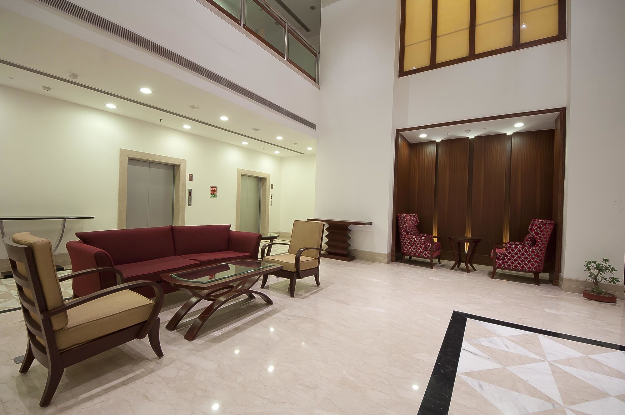 The Golden Plaza Hotel Panchkula Exterior foto